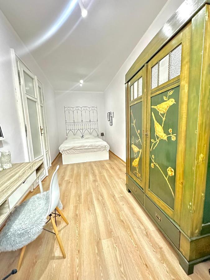 Charming Apartament City Center Timisoara Exterior photo
